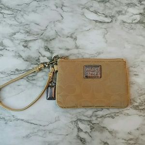 Coach Poppy Tan Wristel